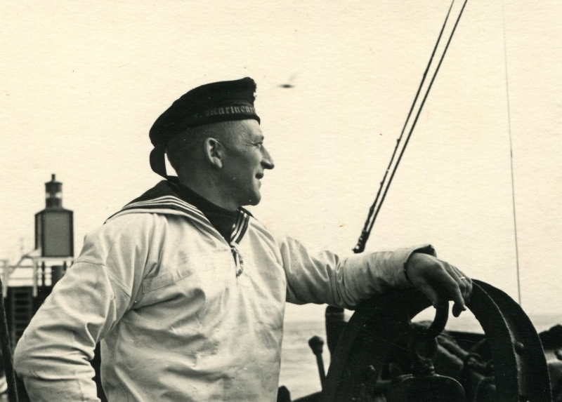 k1275