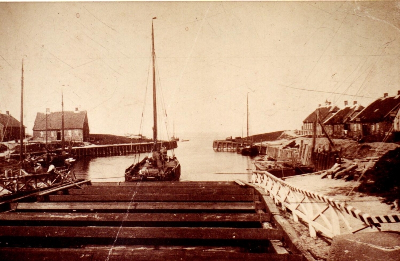 k1667