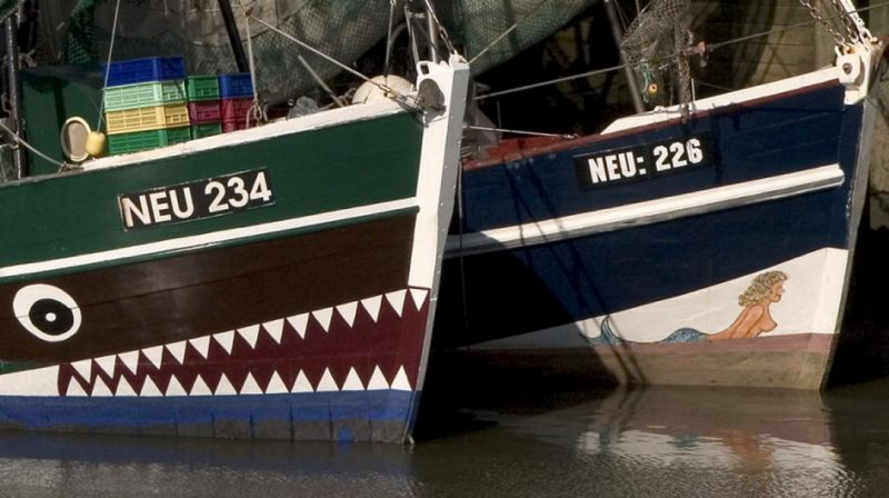 f2302