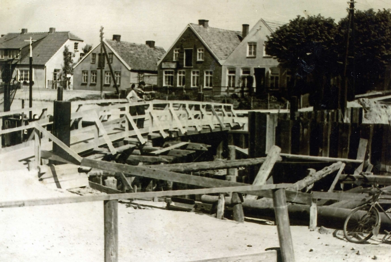 k1299