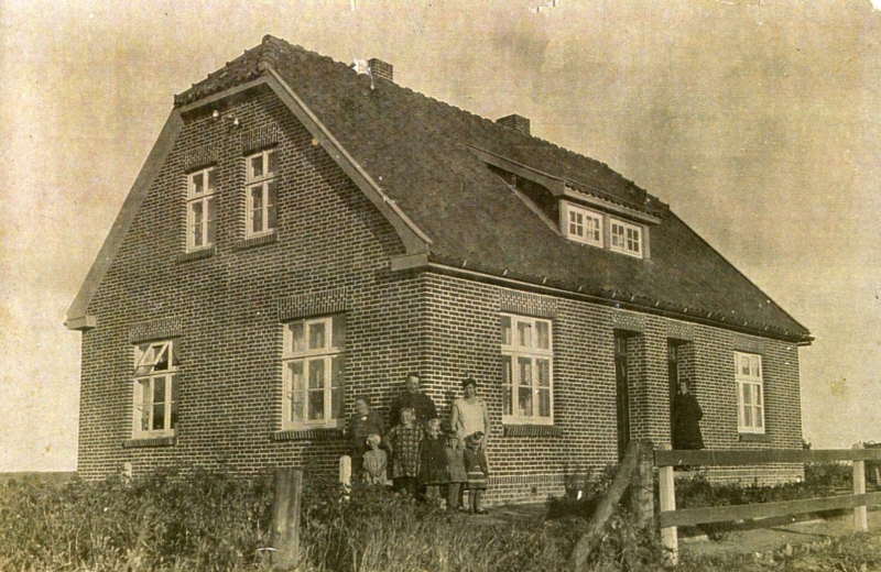 O792