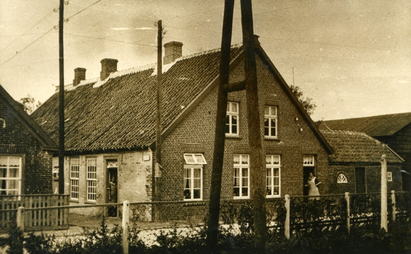 f9806