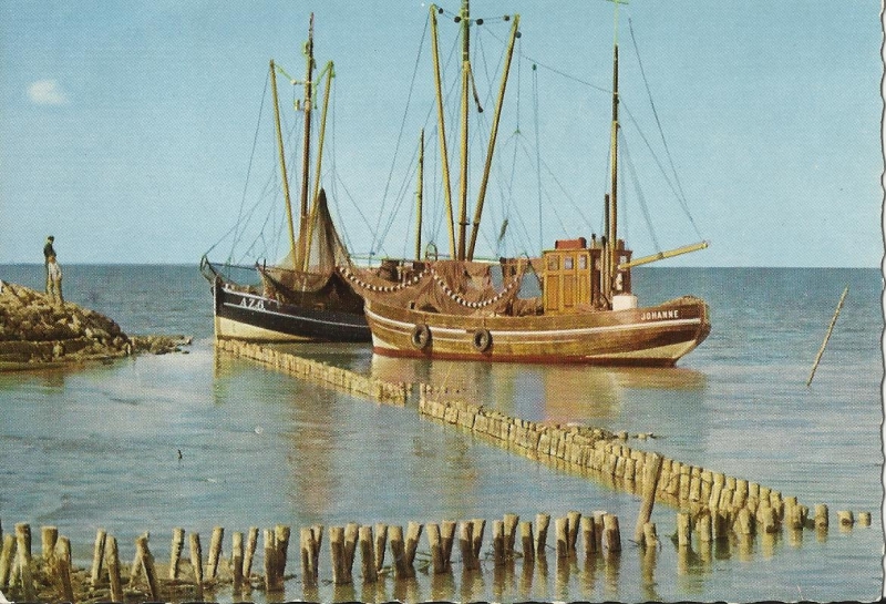 f8957