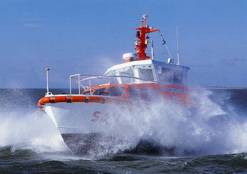 E565