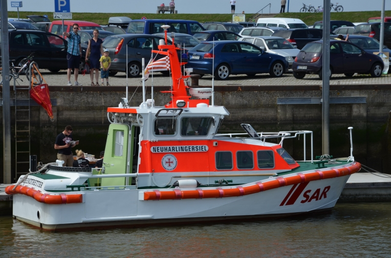 f9879