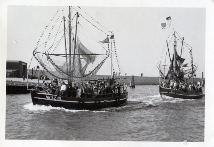 f677