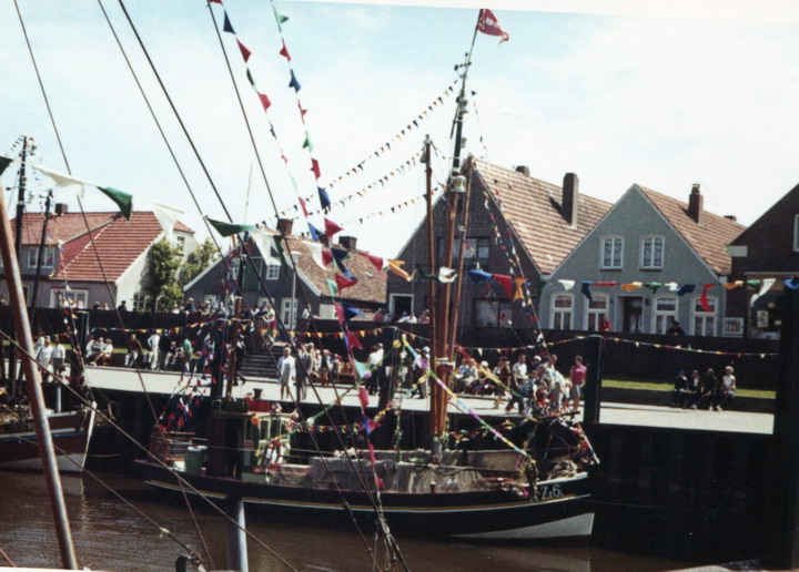 f683