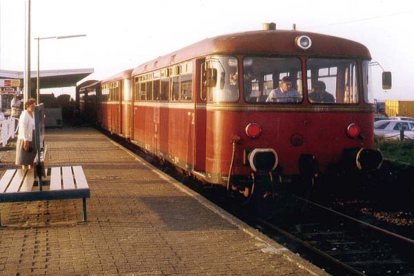 f8643